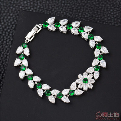 義烏市傅寶仙飾品廠 寶莉雅花卉鋯石手鏈，閃耀的時尚匠心